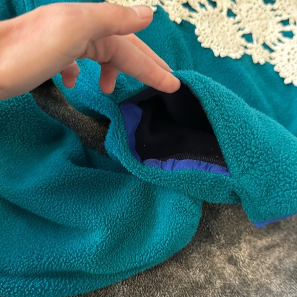 L.L.Bean Sweater - Picture 6 of 7